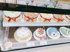 -花花卷卷·鲜食蛋糕(静安久光百货店)