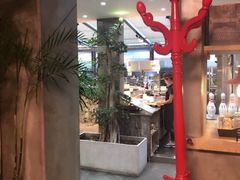 -HIGH FIVE哈福手工汉堡(桂林路店)