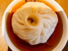 蟹黃灌湯包-南翔馒头店(豫园店)