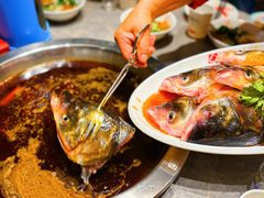 -忘情水鱼头·鲜鱼火锅(滨江中路店)