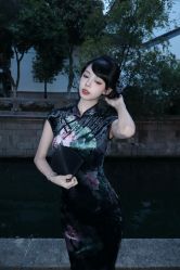 -一揽芳华汉服旗袍体验馆(拙政园店)