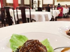 蟹粉狮子头-梅龙镇酒家(南京西路总店)