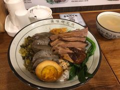-狮头牌卤味研究所·卤味饭(花城汇南区店)