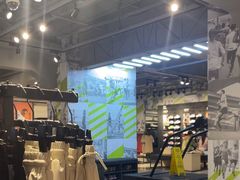 -NIKE品牌体验店(南京东路店)