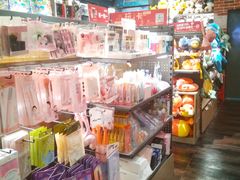 -酷乐潮玩(金桥国际店)