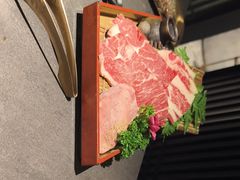 -铭牛烧肉·和牛海鲜自助(高新月牙湖店)