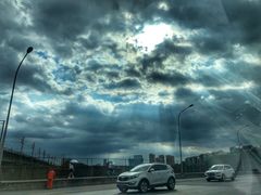 -成都华星名仕奥迪4S店(龙潭寺店)