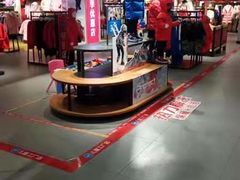 -华联商厦(火车站店)