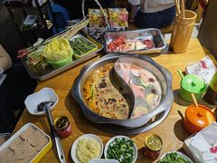 -李记称盘牛杂串串(广厦店)