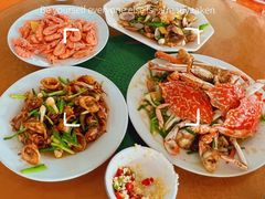 -覃记海鲜美食餐厅