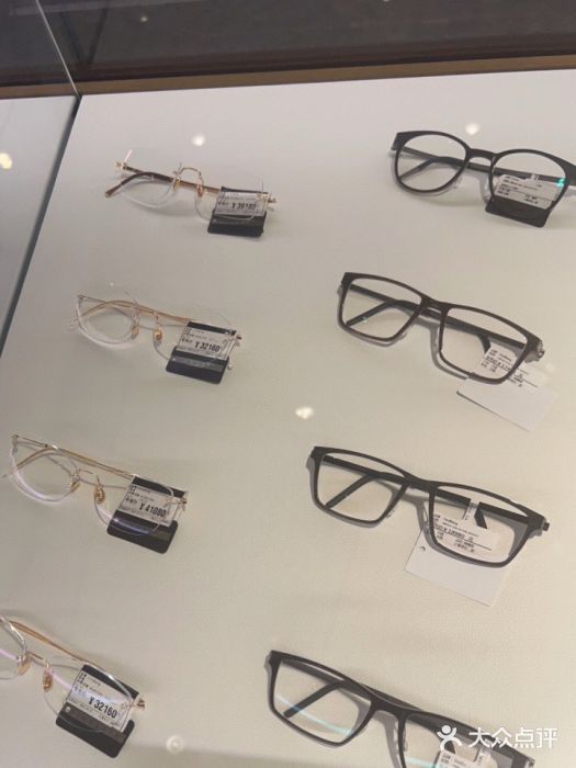 LensCrafters亮视点·OAKLEY精选(静安嘉里中心店)图片