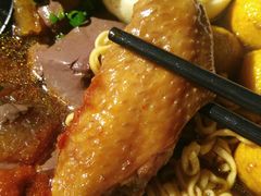 无牌小范必食车仔面-無牌小范·香港明星美食