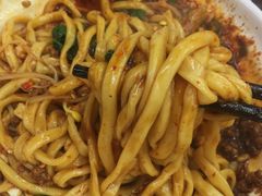 油泼炸酱面-老陈婆手工面庄