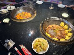 -鱼窝棚柴火铁锅炖(富山屯店)