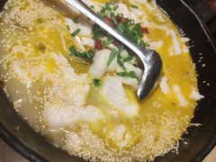 无刺酸菜鱼-好人民间小吃(镇江八佰伴店)