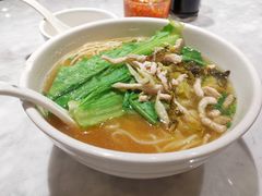 酸菜肉丝面-惠如樓(白云机场T2国际出发店)
