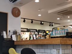 -宠小格时尚宠物生活馆(唐镇店)