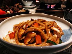 -穹六人间 people 6(岳阳路店)