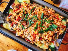 -宏兴烤鱼山庄(宣恩总店)