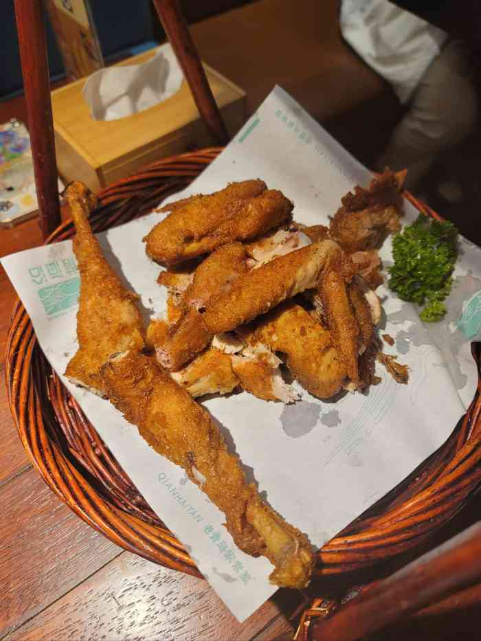 前海沿61老青岛家常菜香港中路佳世客店