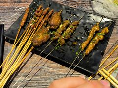 -老街烧烤大排档·地道湖北菜·龙虾馆(汉口火车站店)