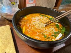 -银米·云南传统过桥米线(双廊黑金冠店)
