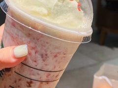 童趣三色杯星冰乐-星巴克臻选(广州太古汇店)