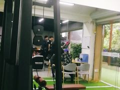 -征成健身连锁私教工作室(九公里店)