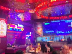-丽伟的串·烧烤·砂锅(季景天地店)