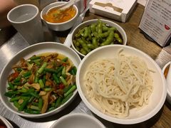 -龙巢盱眙龙虾·牛蛙·烧烤宵夜(八卦岭店)