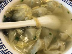 特色小馄饨-笑来喜馄饨小笼工坊店(湖滨街店)