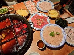 -周小明火锅(黑金冠社区店)