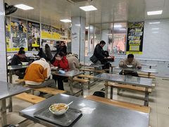 大堂-汪家馄饨(集庆路店)