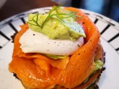 三文鱼水波蛋松饼-AFS Cafe & Canteen(闽江二路店)