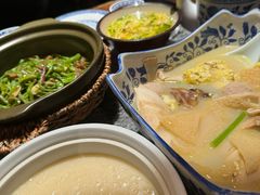 民国美龄粥-南京大牌档(青岛万象城店)