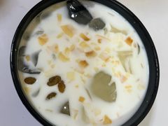 椰奶清补凉-志龙皇冠吃货椰子铺