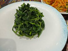-乡村馕坑肉·烧烤·新疆菜·本地人更爱吃(阿勒泰首店)