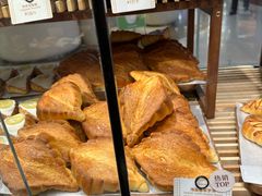 -CARINO BAKERY&CAFE(人广来福士店)