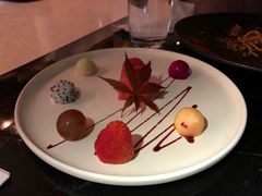 时令水果盘-wann lounge 低温慢煮牛排·清吧