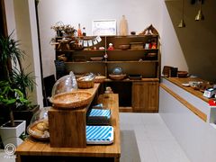 -沁屋面包店(人民东路店)