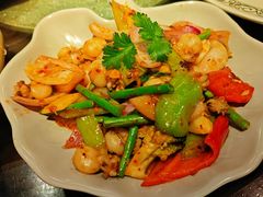 -大头虾越式风味餐厅(光明广场店)