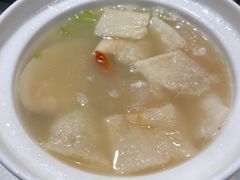 鲨鱼骨汤炖鱼翅-闽和南(深圳万象城店)