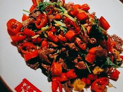 小炒黄牛肉-人民公社·剁椒鱼头(平湖吾悦广场店)