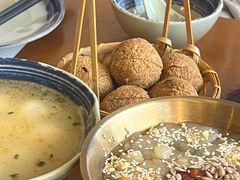 -包整·丝娃娃(一览甲秀楼风景店)