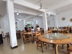 -乡村人家私房菜(250省道店)