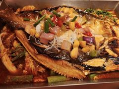 -鸣记脆皮烤鱼·海鲜烤鱼(三八广场店)