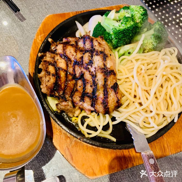 吃遍新加坡-第131期:十几年好味道的港式茶餐厅
