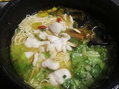 -镇南锅盖面馆(解放路店)