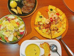 -Mr.Pizza米斯特比萨(五四广场青岛首店)