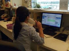 -瑞尔齿科(上海长风大悦城店)